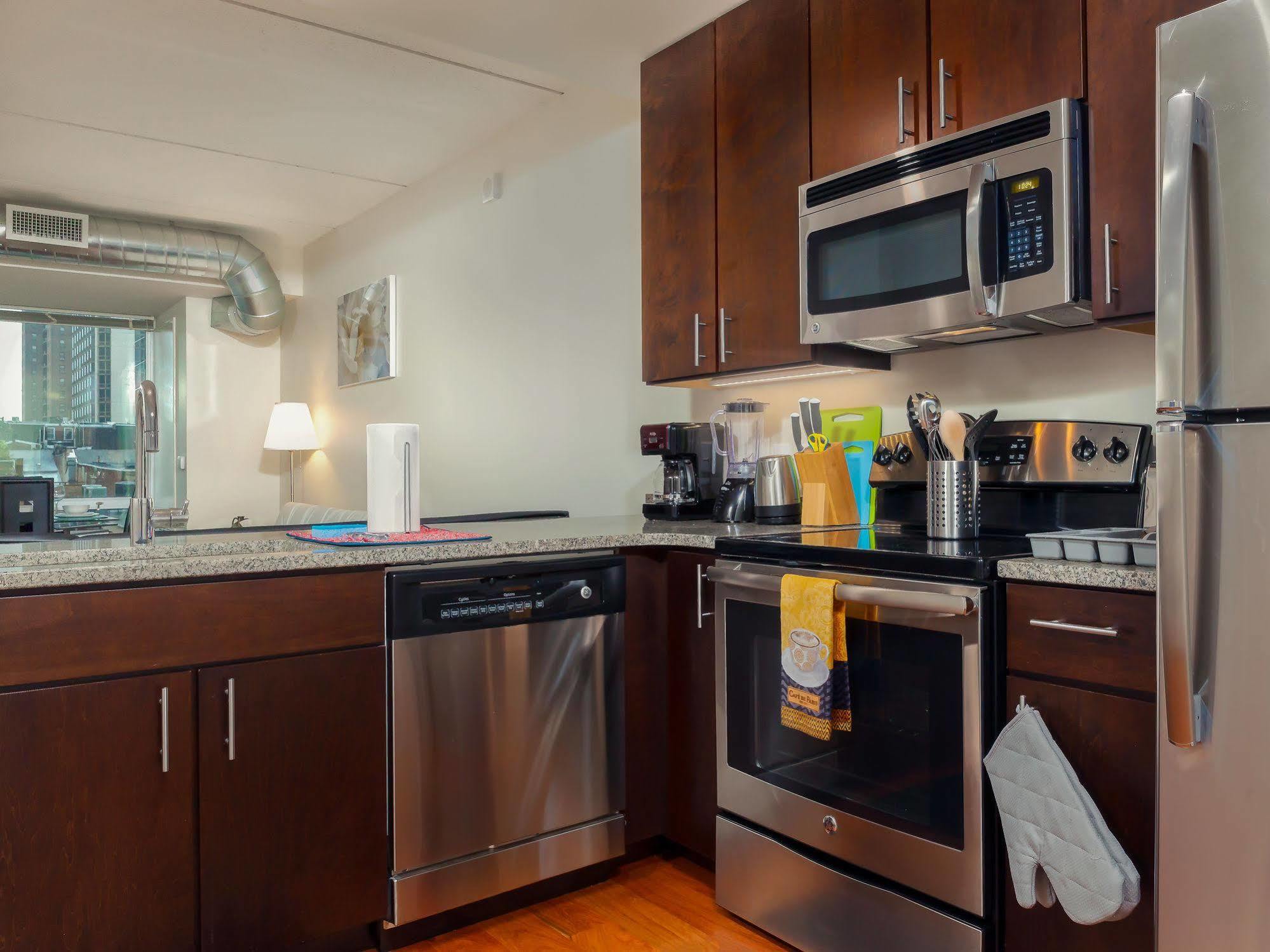 Apartment Fantastic Philly Fully Furnished Apartments *